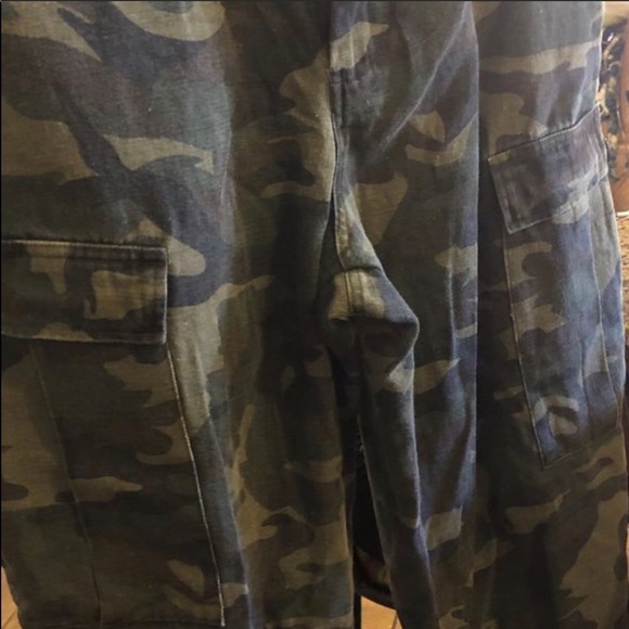 Fashion Nova Cadet Camo Pants Sz. L - Picture 5 of 5